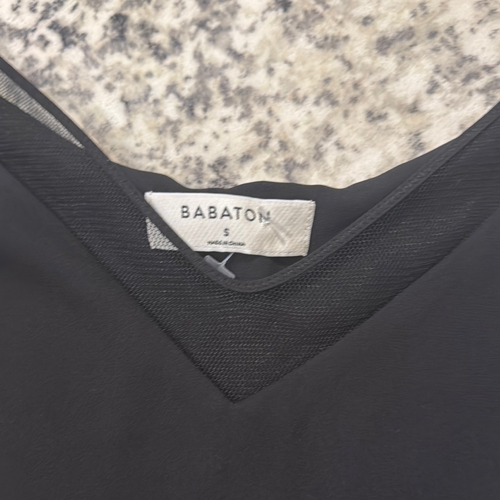 Babaton Black Sleeveless Camisole Relaxed Fit - Picture 2 of 4